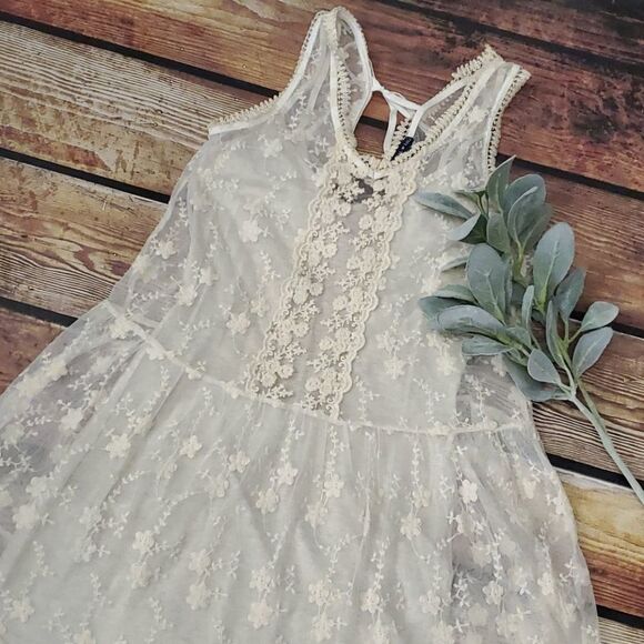 Basil Lola Crochet Lace Cream Medium sheer layering Boho - Picture 2 of 6